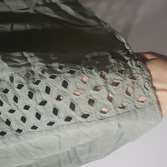 Top - Picture 5 of 10